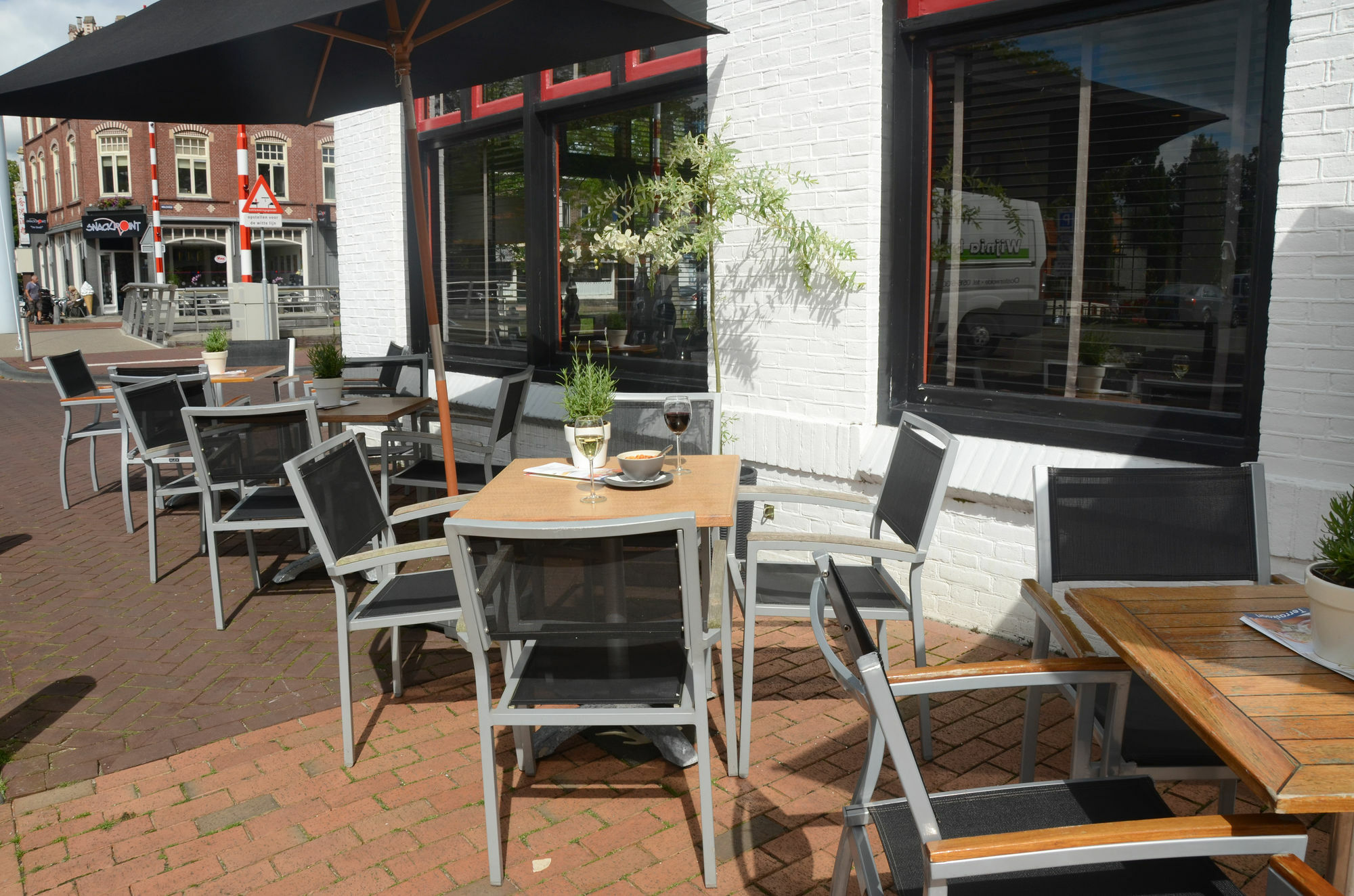 Fletcher Hotel Restaurant De Zon Oosterwolde  Bagian luar foto