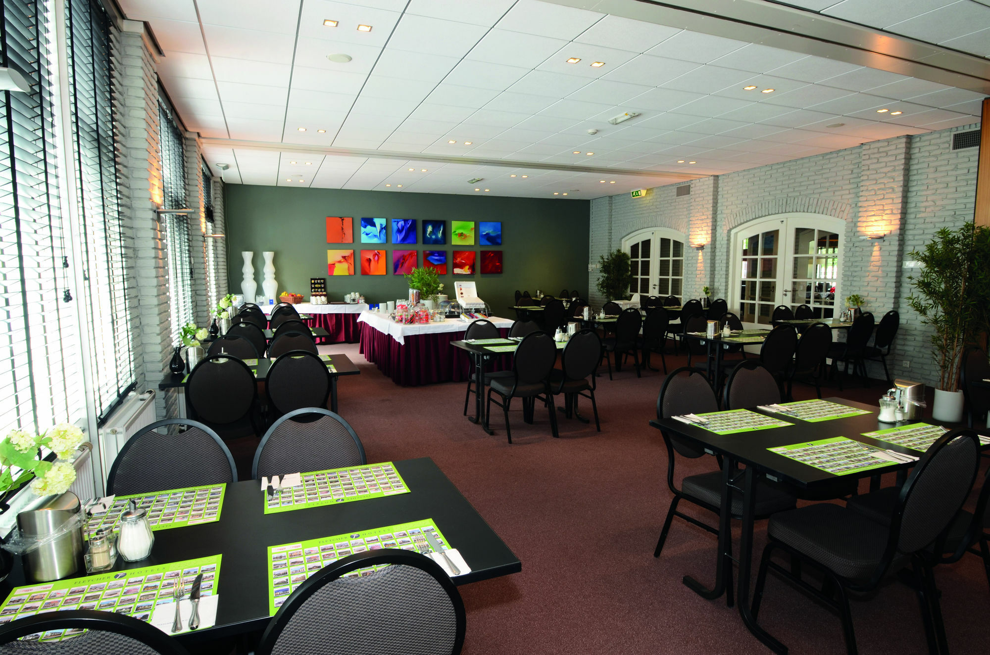 Fletcher Hotel Restaurant De Zon Oosterwolde  Bagian luar foto